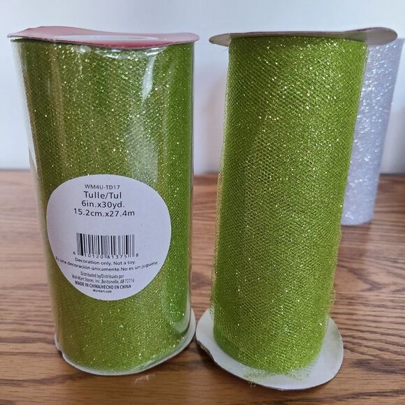 Christmas Crafts Lot - Includes Tulle, Ribbon, and Bulk Ornaments For Crafting - Picture 8 of 16